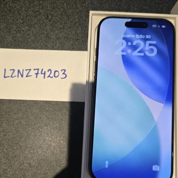 Apple iPhone 17 - Unlocked, 256 GB, Black, A3258