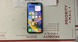 Mint
													Apple iPhone 11 Pro Max - Unlocked, Gold, 512 GB, A2161, photo 3 of 10