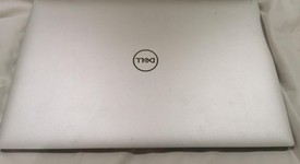 Good
													Dell XPS 15 9570 (2018) - I7, Silver, 1 TB, 32 GB, 4K Touch, photo 4 of 8