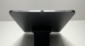 Good
													Apple iPad Pro 11" 2nd Gen 2020 - Wi-Fi, Gray, 256 GB, A2228, photo 6 of 6