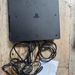 Mint PlayStation 4 Slim - 1 TB, Black