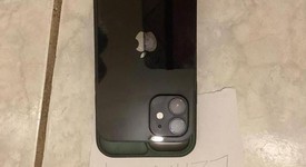 Mint
													Apple iPhone 12 - Unlocked, Black, 64 GB, A2172, photo 4 of 9