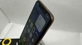 Good
													Apple iPhone Xs - Unlocked, Gold, 64 GB, A1920, photo 4 of 10
