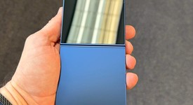 Mint
													Samsung Galaxy Z Flip7 - Unlocked, Blue Shadow, 512 GB, 12 GB, SM-F766U1, photo 3 of 8