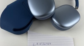 Used
													Apple AirPods Max - Sky Blue, photo 2 of 3