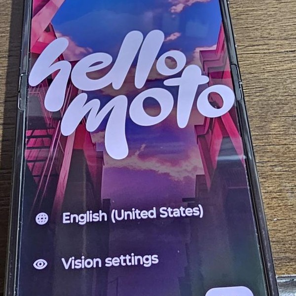 Motorola Razr (2024) - Visible, 256 GB, Gray, 8 GB