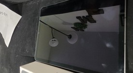 Mint
													Apple iPad Air 5th Gen - Unlocked, Gray, 64 GB, A2589, photo 3 of 4