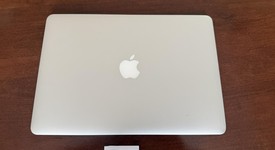 Good
													MacBook Air 2017 - 13" - I5, Silver, 1 TB, 8 GB, photo 1 of 18