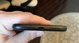 Good
													Apple iPhone Xr - Unlocked, Black, 256 GB, A1984, photo 4 of 6