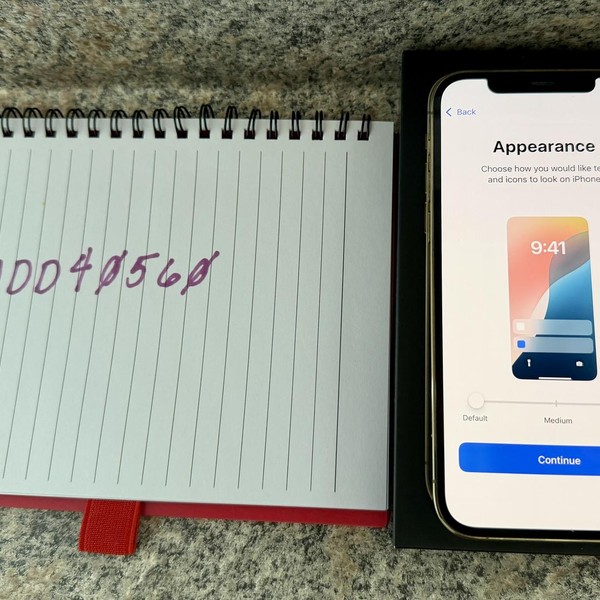 Apple iPhone 12 Pro - Unlocked, 512 GB, Gold, A2341