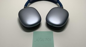 Used
													Apple AirPods Max - Sky Blue, photo 2 of 3