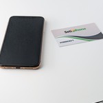 Good Apple iPhone Xs - Unlocked, 64 GB, Gold, A1920