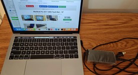 Fair
													MacBook Pro 2017 (With Touch Bar) - 13" - I5, Gray, 256 GB, 8 GB, photo 2 of 15