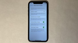 Good
													Apple iPhone 11 - TracFone, Black, 64 GB, A2111, photo 3 of 8
