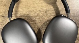 Used
													Apple AirPods Max - Gray, photo 2 of 9