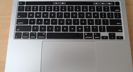Good
													MacBook Pro 2020 - 13" - I5, Silver, 256 GB, 8 GB, photo 5 of 12