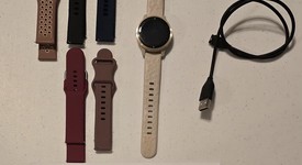 Good
													Garmin Venu 2S - Rose Gold, photo 1 of 7