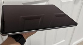 Good
													Apple iPad Pro 12.9" 6th Gen 2022 - Unlocked, Gray, 128 GB, photo 5 of 7