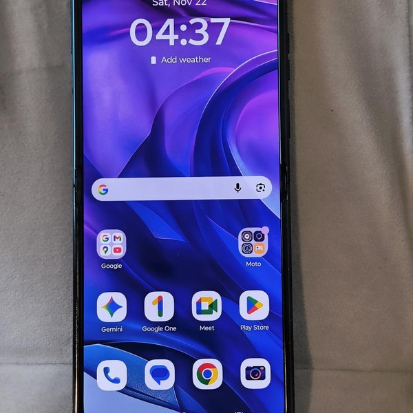 Motorola Razr Plus (2024) - Unlocked, Navy Blue, 256 GB, 12 GB