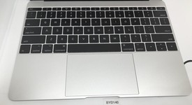 Good
													Macbook Retina 2017 - 12" - Core m3, Silver, 256 GB, 16 GB, photo 5 of 12