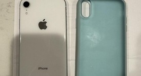 Mint
													Apple iPhone Xr - Unlocked, White, 128 GB, A1984, photo 2 of 9