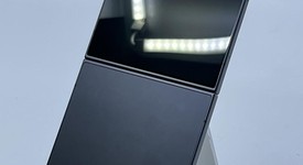 Mint
													Samsung Galaxy Z Flip7 - Spectrum, Jet Black, 256 GB, 12 GB, SM-F766U, photo 5 of 12