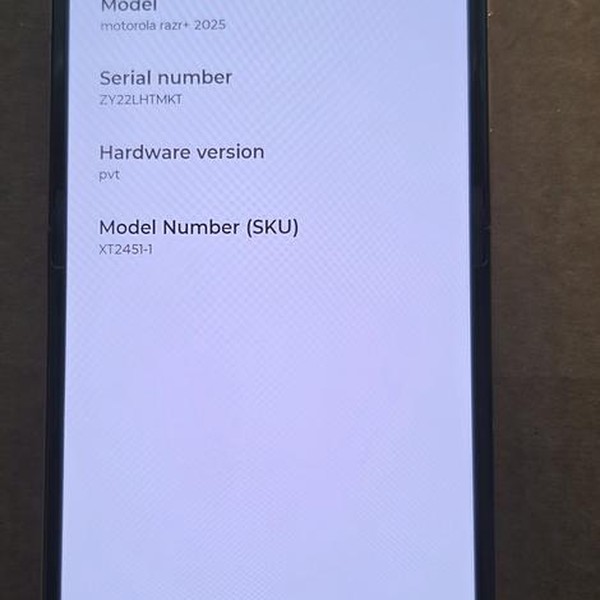 Motorola Razr Plus (2025) - Unlocked, 256 GB, PANTONE Mocha Mousse, 12 GB