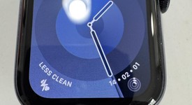 Mint
													Apple Watch SE 2nd Gen 40mm - Unlocked, Midnight, A2726 - Cellular, Aluminum, photo 2 of 10