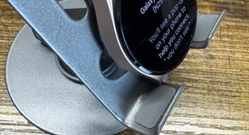 Mint
													Samsung Galaxy Watch4 - Unlocked, Gold, 40mm, photo 3 of 5