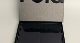 Good
													Samsung Galaxy Z Fold4 5G - Unlocked, Beige, 512 GB, 12 GB, SM-F936U1, photo 2 of 4