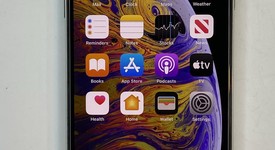 Mint
													Apple iPhone Xs Max - AT&T, Silver, 256 GB, A1921, photo 1 of 6