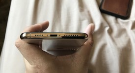 Mint
													Apple iPhone Xs Max - Verizon, Gold, 64 GB, A1921, photo 3 of 7