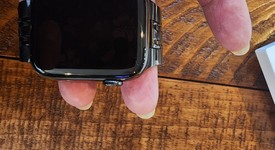 Good
													Apple Watch Series 6 44mm - Unlocked, Graphite, A2294 - Cellular, Stainless Steel, photo 4 of 8