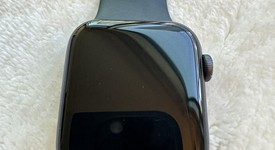 Good
													Apple Watch SE 1st Gen 44mm - Gray, A2352 - GPS, Nike, photo 4 of 12