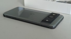 Mint
													Google Pixel 8 - Unlocked, Hazel, 256 GB, 8 GB, G9BQD, Sub-6 5G, photo 4 of 6