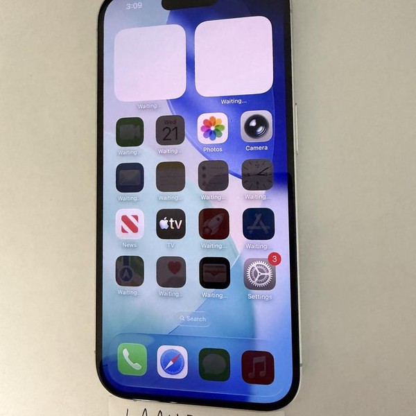 Apple iPhone 16 - Xfinity, White, 128 GB, A3081