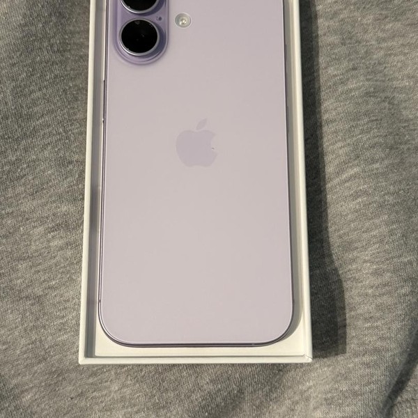 Apple iPhone 17 - Unlocked, 256 GB, Lavender, A3258