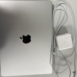 Good MacBook Pro 2021 - 14 inch - 512 GB, Silver, 16 GB, Apple M1 Pro 8-core