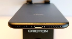 Good
													Apple iPhone 7 - Unlocked, Black, 32 GB, A1660, photo 4 of 7