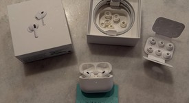 Used
													Apple AirPods Pro 2 - Lightning, photo 1 of 1