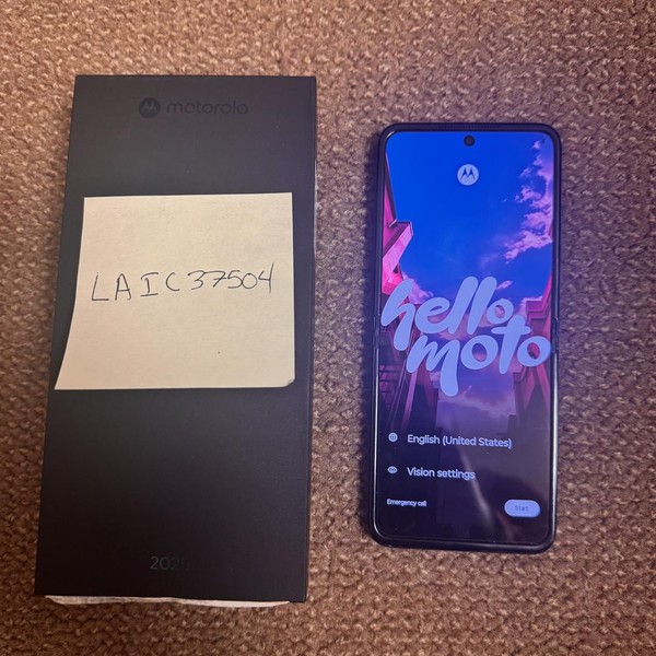 Motorola Razr (2025) - Unlocked, 256 GB, Blue, 8 GB