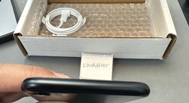 Mint
													Apple iPhone SE 3rd Gen 2022 - Unlocked, Midnight, 64 GB, A2595, photo 5 of 6