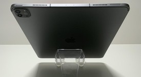 Mint
													Apple iPad Pro 12.9" 6th Gen 2022 - Unlocked, Gray, 512 GB, photo 3 of 6