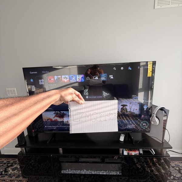 PlayStation 5 Standard Edition (2020) - White, 825 GB, Standard Edition