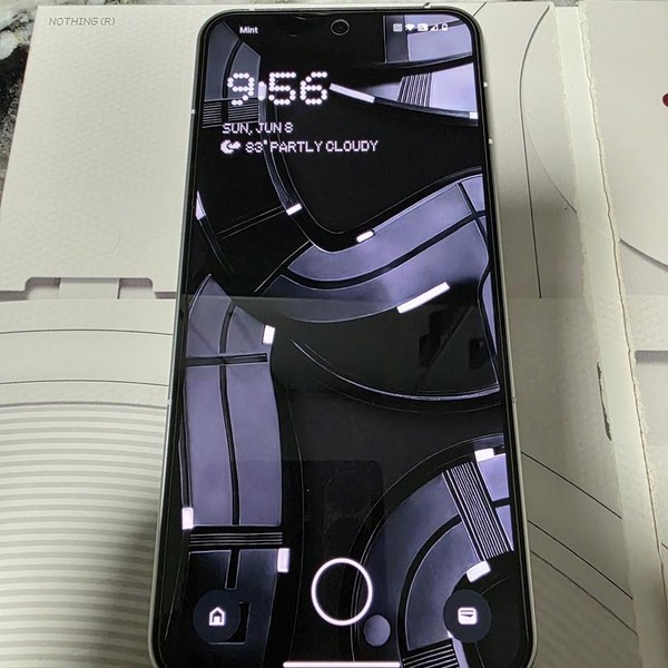 Nothing Phone (2) - Unlocked, 512 GB, White, 12 GB