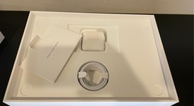 Good
													MacBook Air 2020 - 13" - Apple M1, Gray, 256 GB, 8 GB, photo 4 of 10