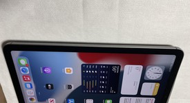 Mint
													Apple iPad Air 5th Gen - Unlocked, Gray, 256 GB, A2589, photo 3 of 10