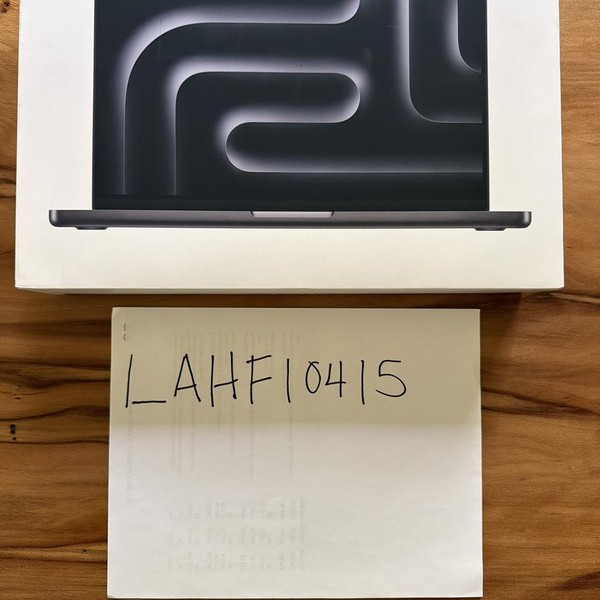 MacBook Pro 2026 - 14 inch (M5) - 1 TB, Space Black, 16 GB, Apple M5, Standard Display