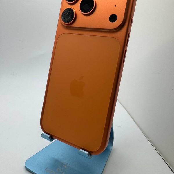 Apple iPhone 17 Pro - Unlocked, 256 GB, Cosmic Orange, A3256