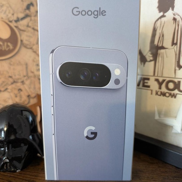 Google Pixel 10 Pro XL - Unlocked, 256 GB, Moonstone, GUL82